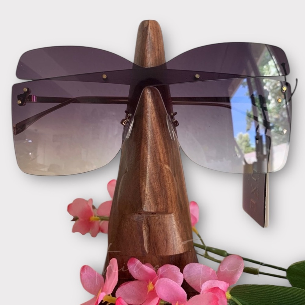 NWT Luxe Oversized Rimmed Sunglasses Purple UV400